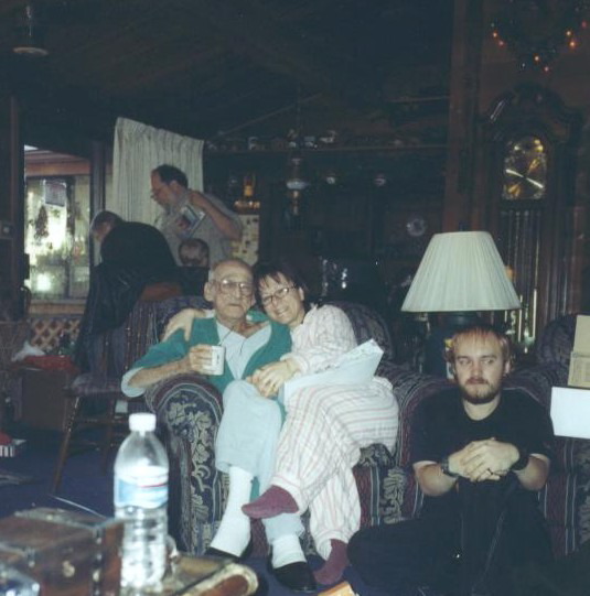 2004.4